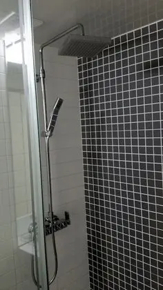 Tek Büyük Yataklı Oda (Non-Korean Nationals Only)