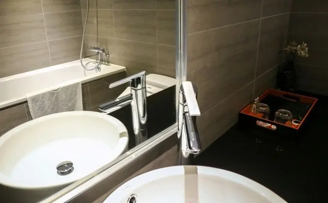 1 Çift Kişilik Veya 2 Tek Kişilik Yatak Deluxe