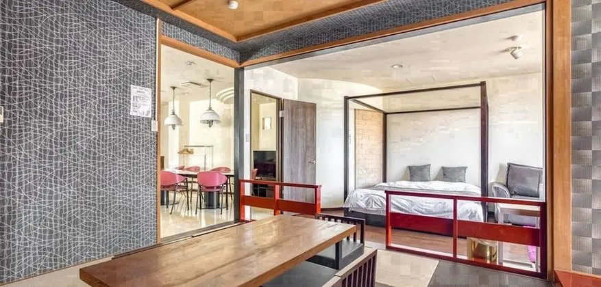 Apart Daire, Sigara İçilmez (4F)