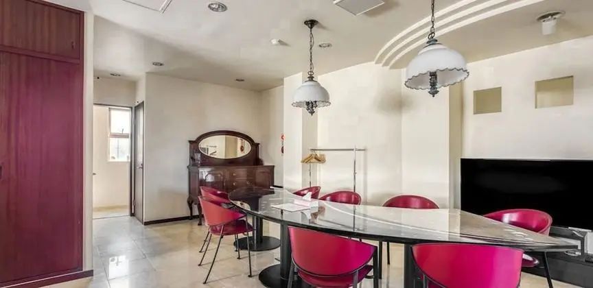 Apart Daire, Sigara İçilmez (4F)