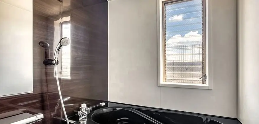 Apart Daire, Sigara İçilmez (4F)
