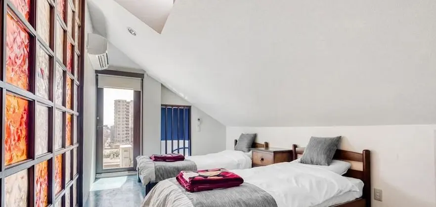 Apart Daire, Sigara İçilmez (5F)