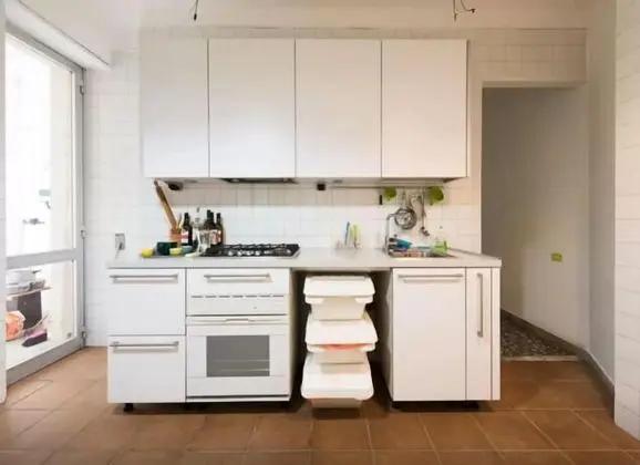 Tek Kişilik Oda, Ortak Banyo (Wood 4)