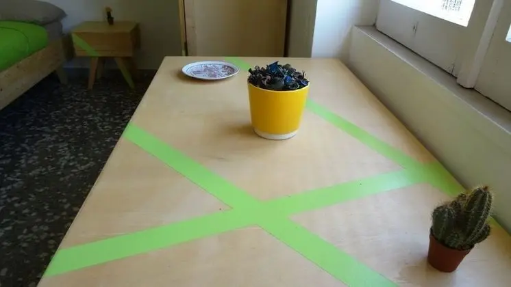 Tek Kişilik Oda, Ortak Banyo (Wood 4)