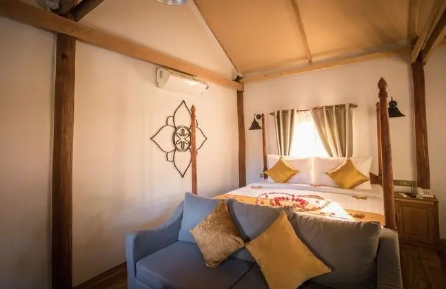 Family Bungalov, Havuz Manzaralı