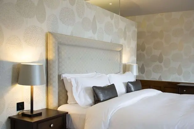 Luxury Tek Büyük Yataklı Oda