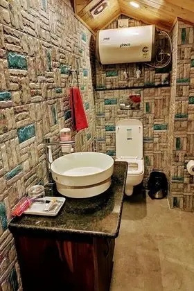 Kır Evi, Teras