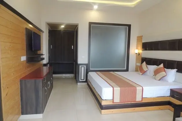 Premium Oda, Balkon, Tepe Manzaralı