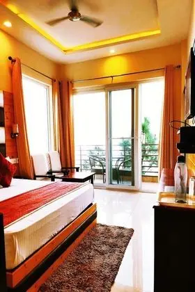 Premium Oda, Balkon, Tepe Manzaralı