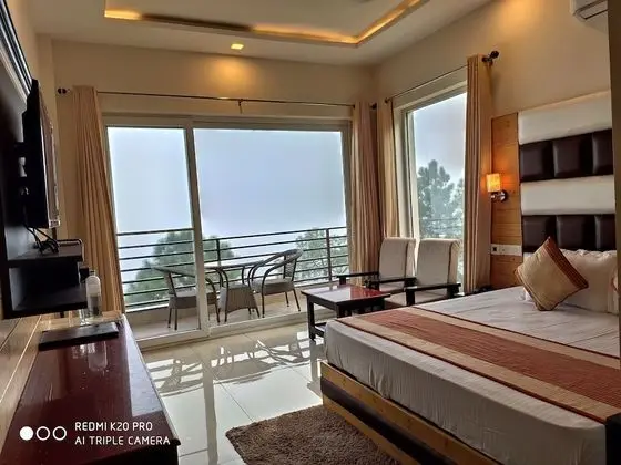Premium Oda, Balkon, Tepe Manzaralı