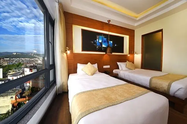 Deluxe Tek Büyük Yataklı Oda, 1 Yatak Odası, Sigara İçilmez, Şehir Manzaralı