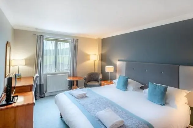 Classic Tek Büyük Yataklı Oda