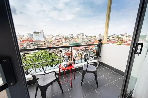 Stüdyo, 1 Büyük (Queen) Boy Yatak, Teras, Şehir Manzaralı