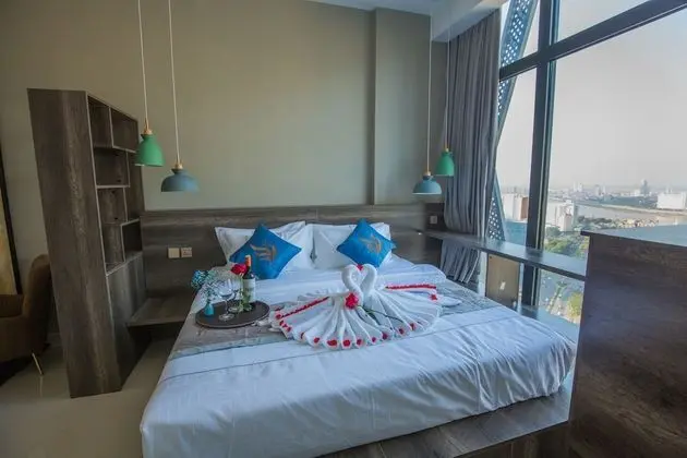 Deluxe Tek Büyük Yataklı Oda