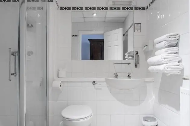 Classic Tek Büyük veya İki Ayrı Yataklı Oda, Balkon
