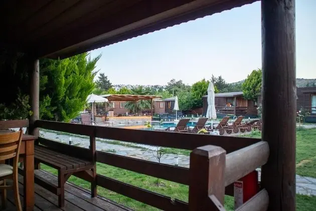 1+1 Daire, Havuz Manzaralı, Ortak Havuzlu