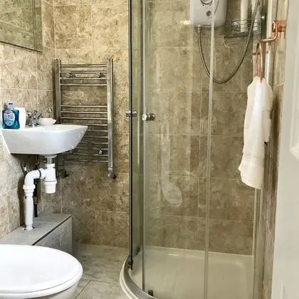 Ev