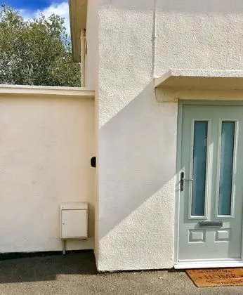 Ev