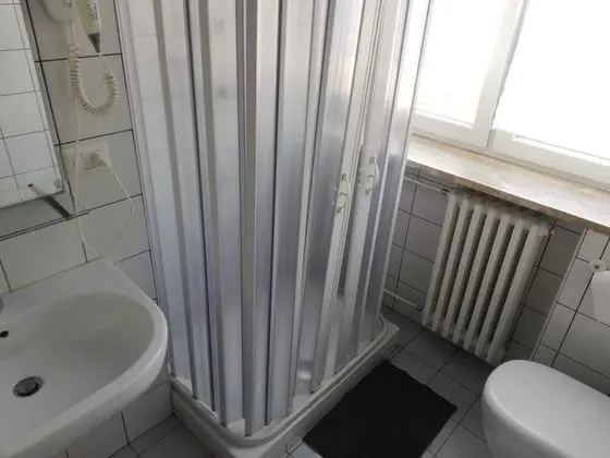 Basic İki Ayrı Yataklı Oda, Engellilere Uygun, Banyolu/Duşlu