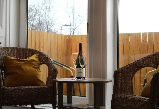 Deluxe Tek Büyük Yataklı Oda, Balkon (Four Poster)