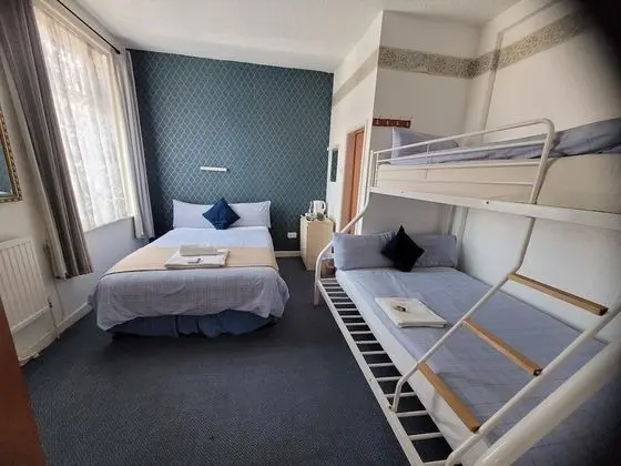 Family Oda, Birden Çok Yatak, Banyolu/Duşlu
