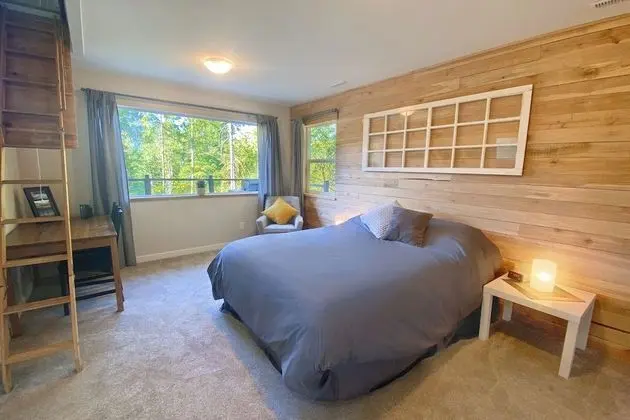 Double Room, 1 Bedroom, Private Bathroom, Central Hot Tub (Towels Optional)