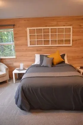 Double Room, 1 Bedroom, Private Bathroom, Central Hot Tub (Towels Optional)