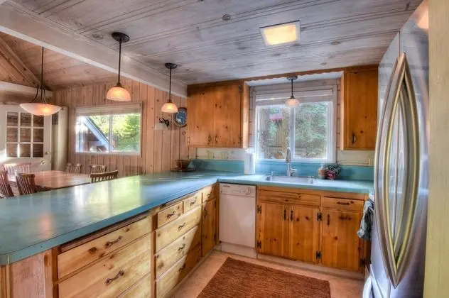 Ev, Birden Çok Yatak (Woodland Chalet)