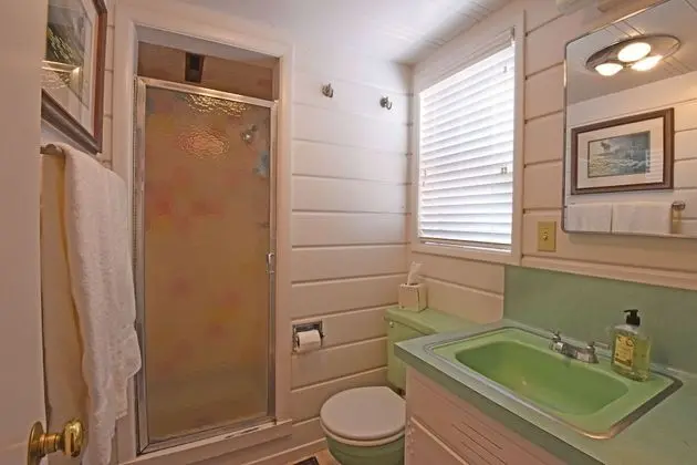 Ev, Birden Çok Yatak (Woodland Chalet)