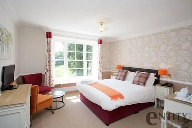Eaves Collection Deluxe