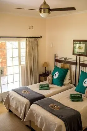 Standard Kır Evi, 2 Yatak Odası, Sigara İçilmez, Nehir Manzaralı (Woodlands)