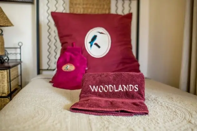 Standard Kır Evi, 2 Yatak Odası, Sigara İçilmez, Nehir Manzaralı (Woodlands)