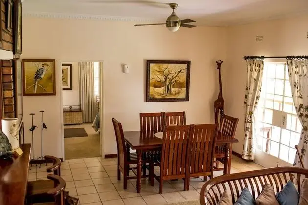 Standard Kır Evi, 2 Yatak Odası, Sigara İçilmez, Nehir Manzaralı (Woodlands)