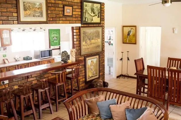 Standard Kır Evi, 2 Yatak Odası, Sigara İçilmez, Nehir Manzaralı (Woodlands)