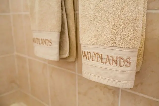Standard Kır Evi, 2 Yatak Odası, Sigara İçilmez, Nehir Manzaralı (Woodlands)