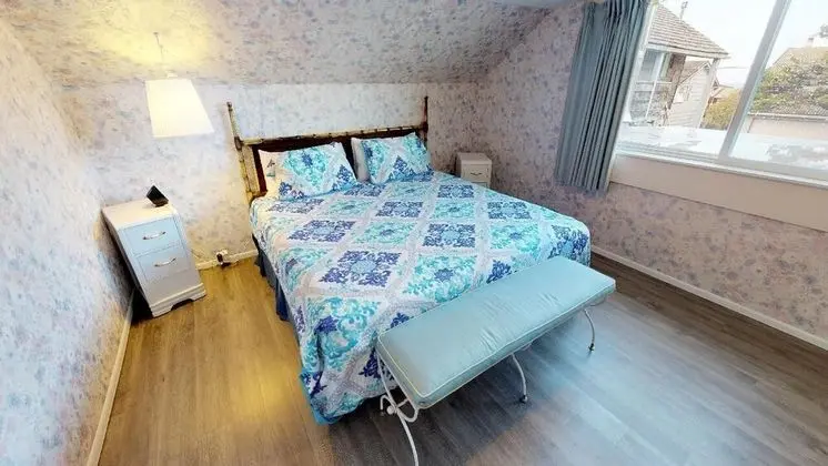 Ev, Birden Çok Yatak (Woodley Beach House)