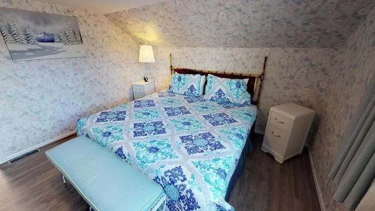Ev, Birden Çok Yatak (Woodley Beach House)