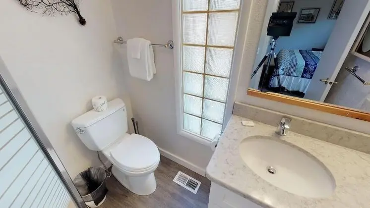Ev, Birden Çok Yatak (Woodley Beach House)