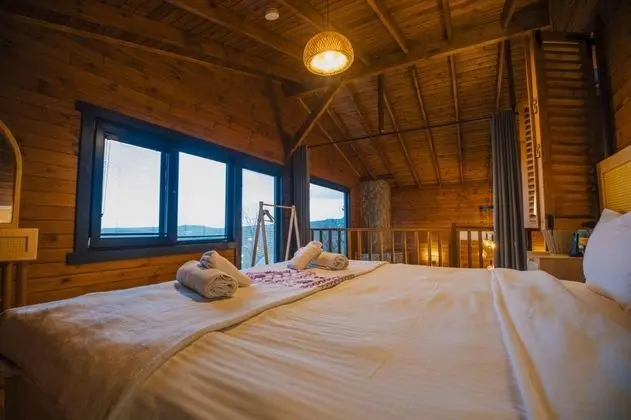 Jakuzili Suite Bungalov, Göl Manzaralı, Isıtmalı Özel Havuzlu
