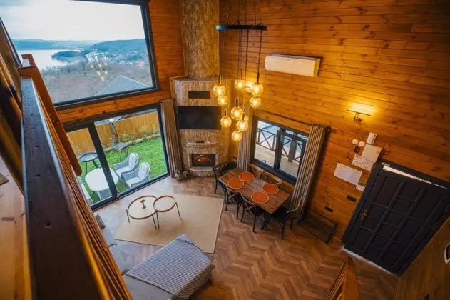 Jakuzili Suite Bungalov, Göl Manzaralı, Isıtmalı Özel Havuzlu
