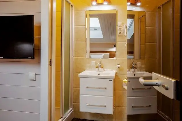 Standard Tek Büyük Yataklı Oda