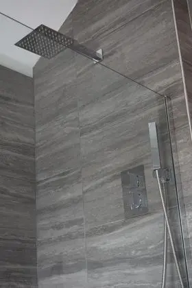 Deluxe Tek Büyük Yataklı Oda, Banyolu/Duşlu (Willow)