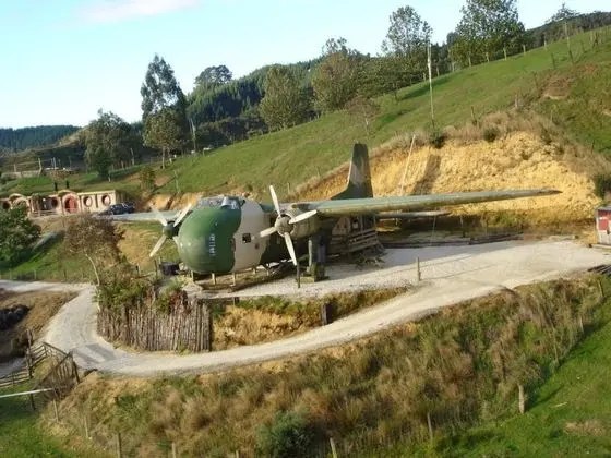 Apart Daire, 1 Yatak Odası (The Plane Tail)