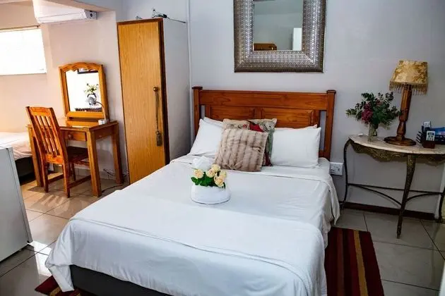 Luxury Üç Kişilik Oda (Downstairs)