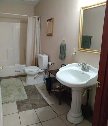 Oda, Özel Banyo (Queen Room (2nd Floor))