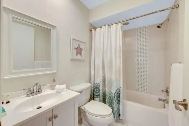 Ev (Woodridge - Private & Sanitized, Perf)