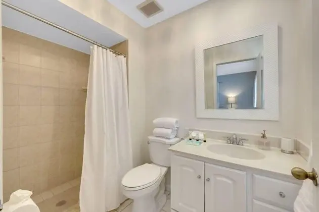 Ev (Woodridge - Private & Sanitized, Perf)
