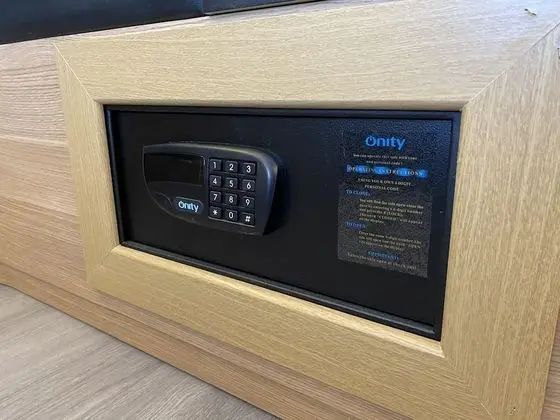 Classic Tek Büyük veya İki Ayrı Yataklı Oda