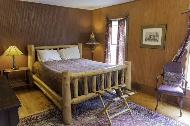 Comfort Oda, 1 Büyük (Queen) Boy Yatak, Göl Manzaralı