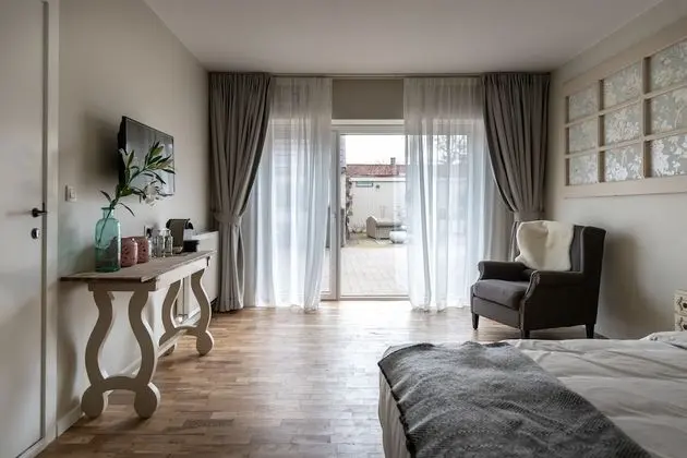 Tek Büyük Yataklı Oda (Bird Room)